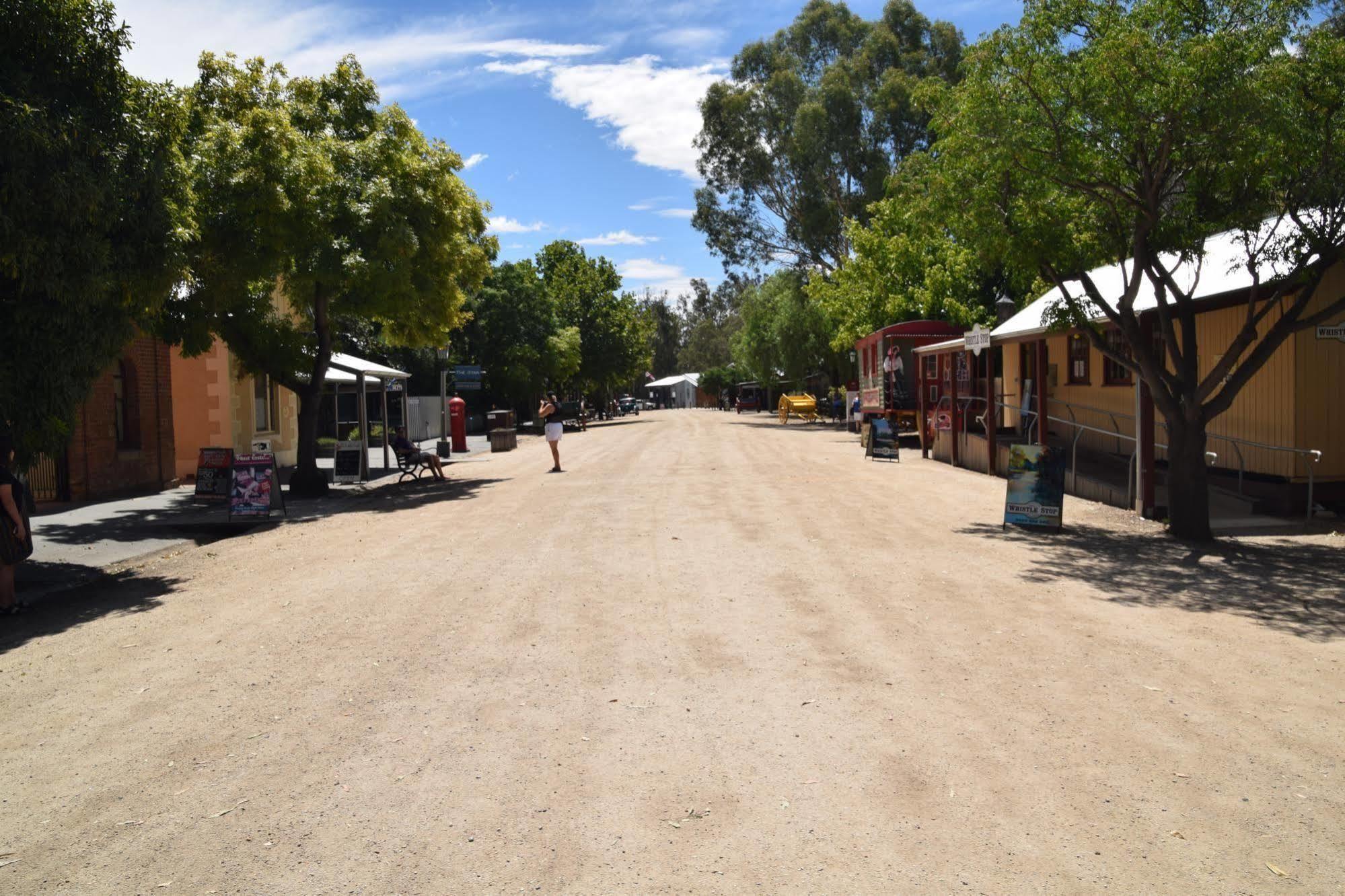 Big River Motel Echuca Exterior photo